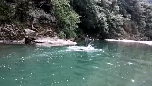 点星沉月